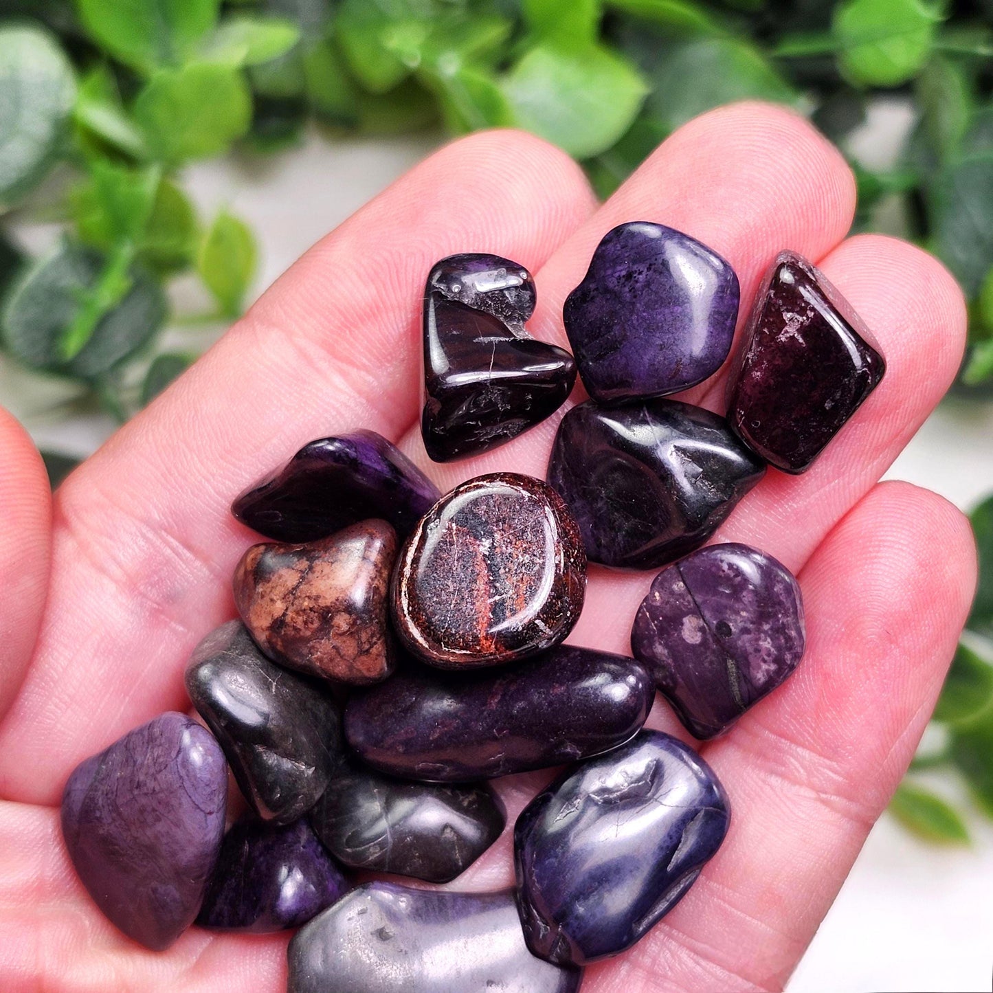 Black Manganese Crystal