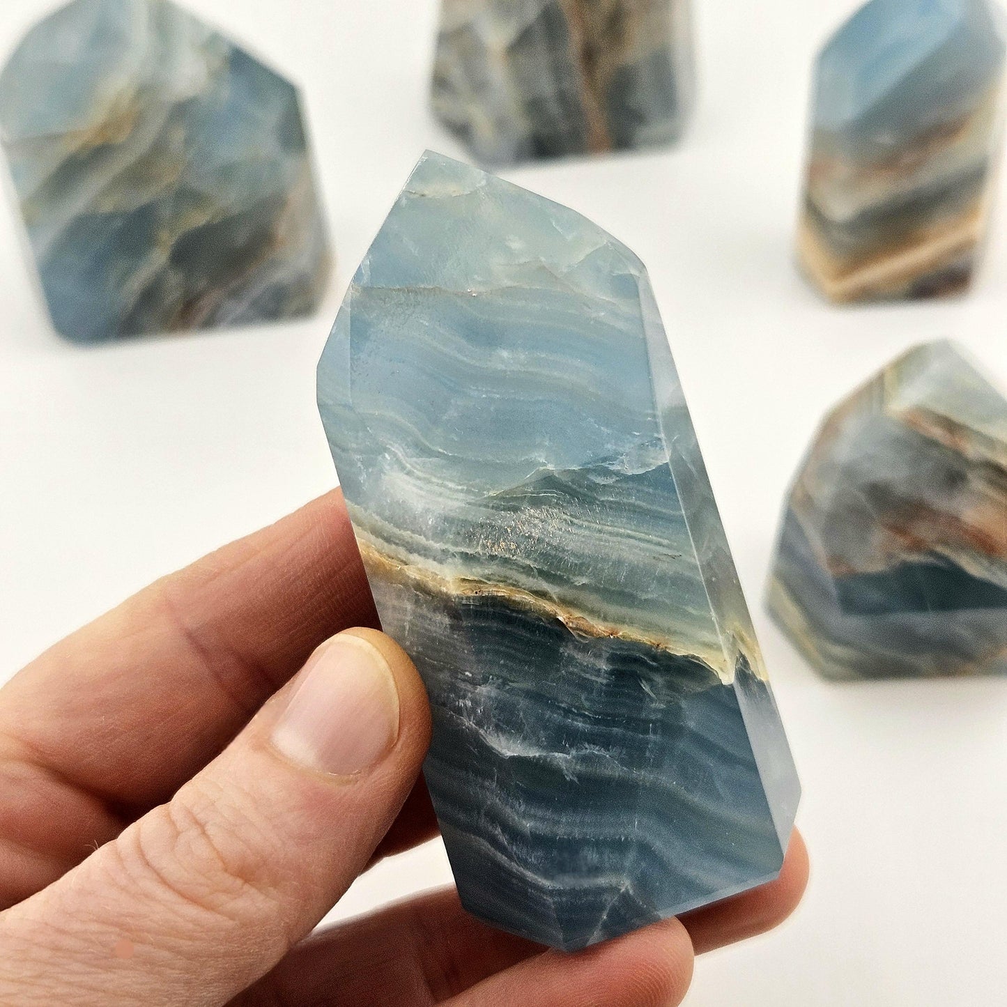 Blue Onyx Crystal Tower, Natural Brazilian Stone Carving, Onyx Crystal Carving