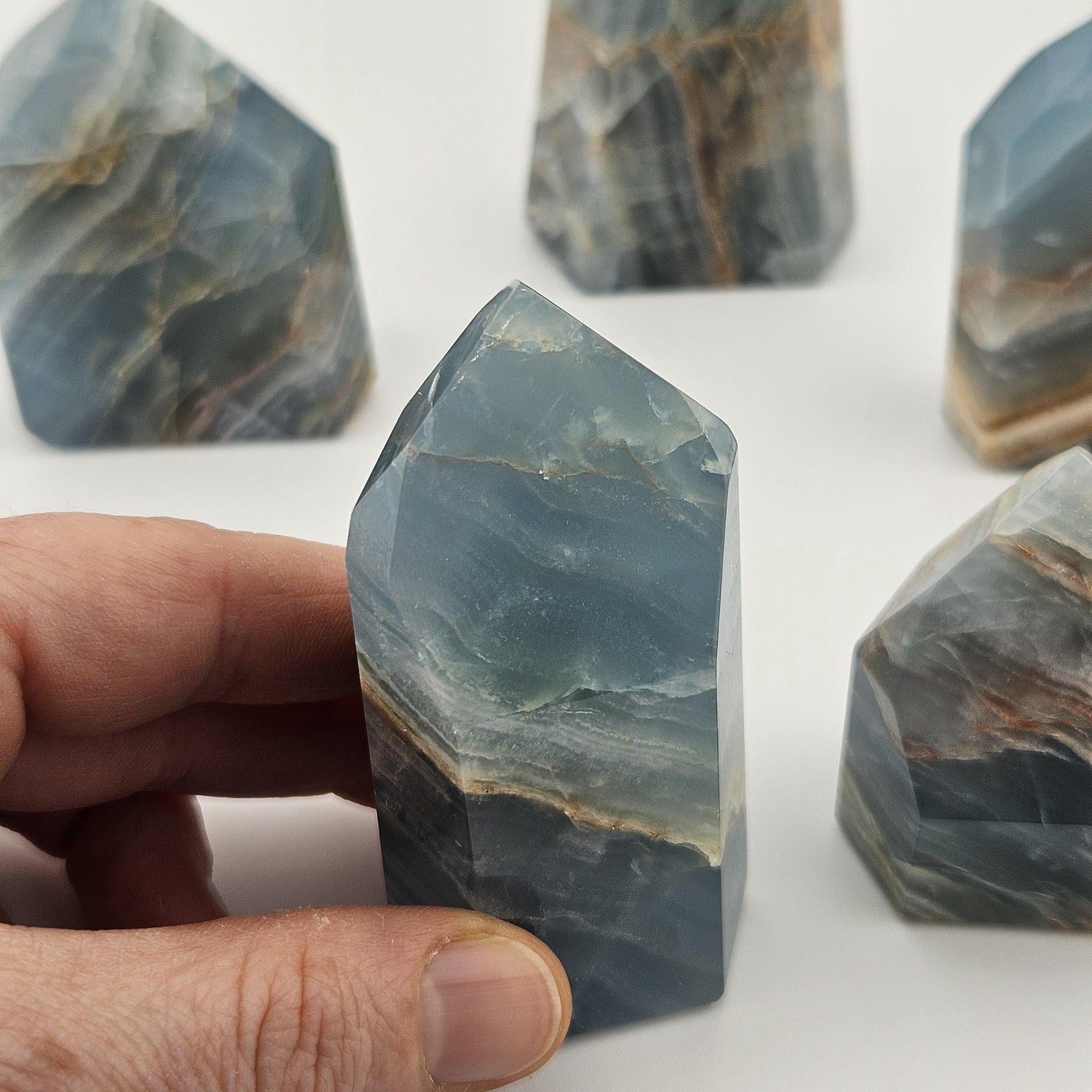 Blue Onyx Crystal Tower, Natural Brazilian Stone Carving, Onyx Crystal Carving