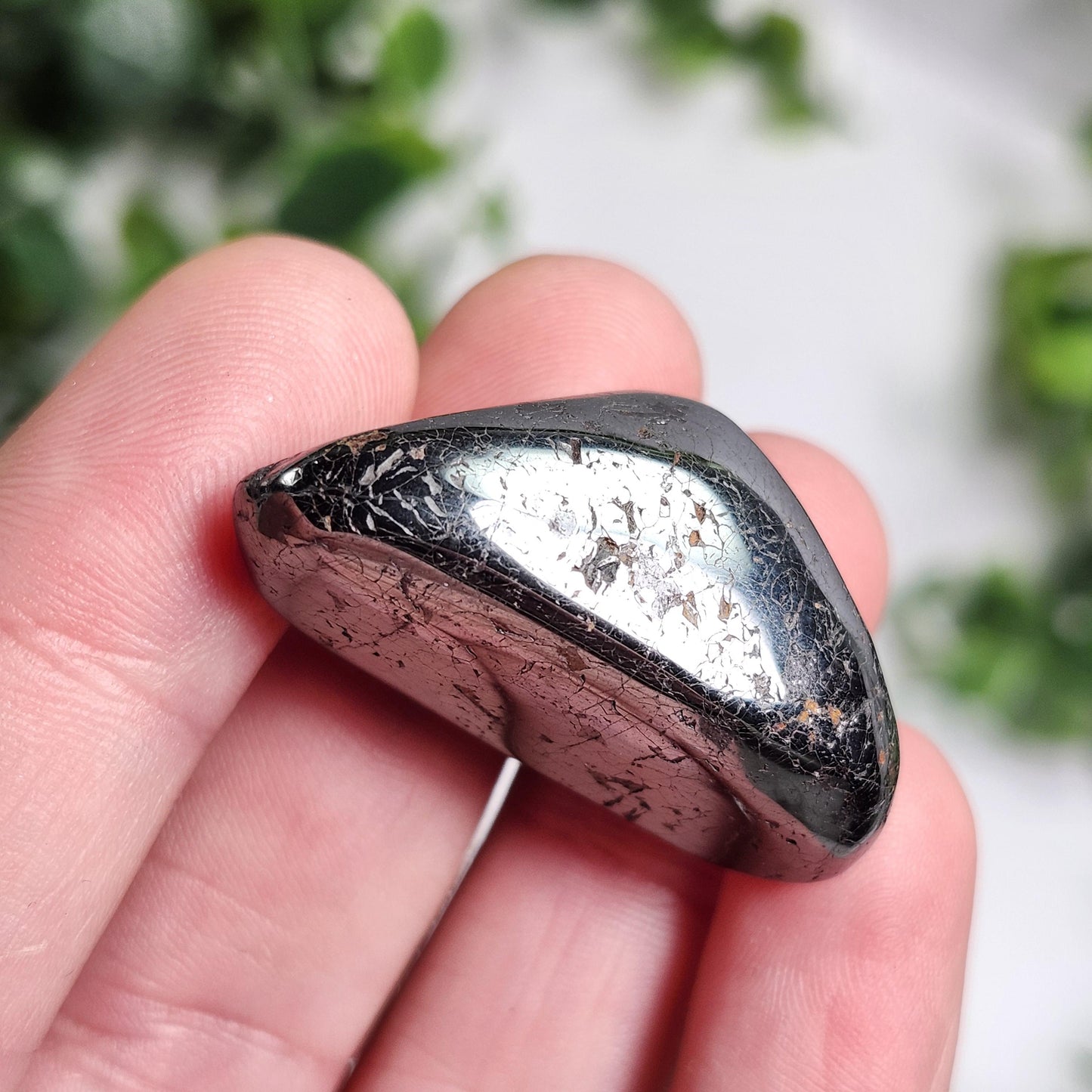 Black Manganese Crystal