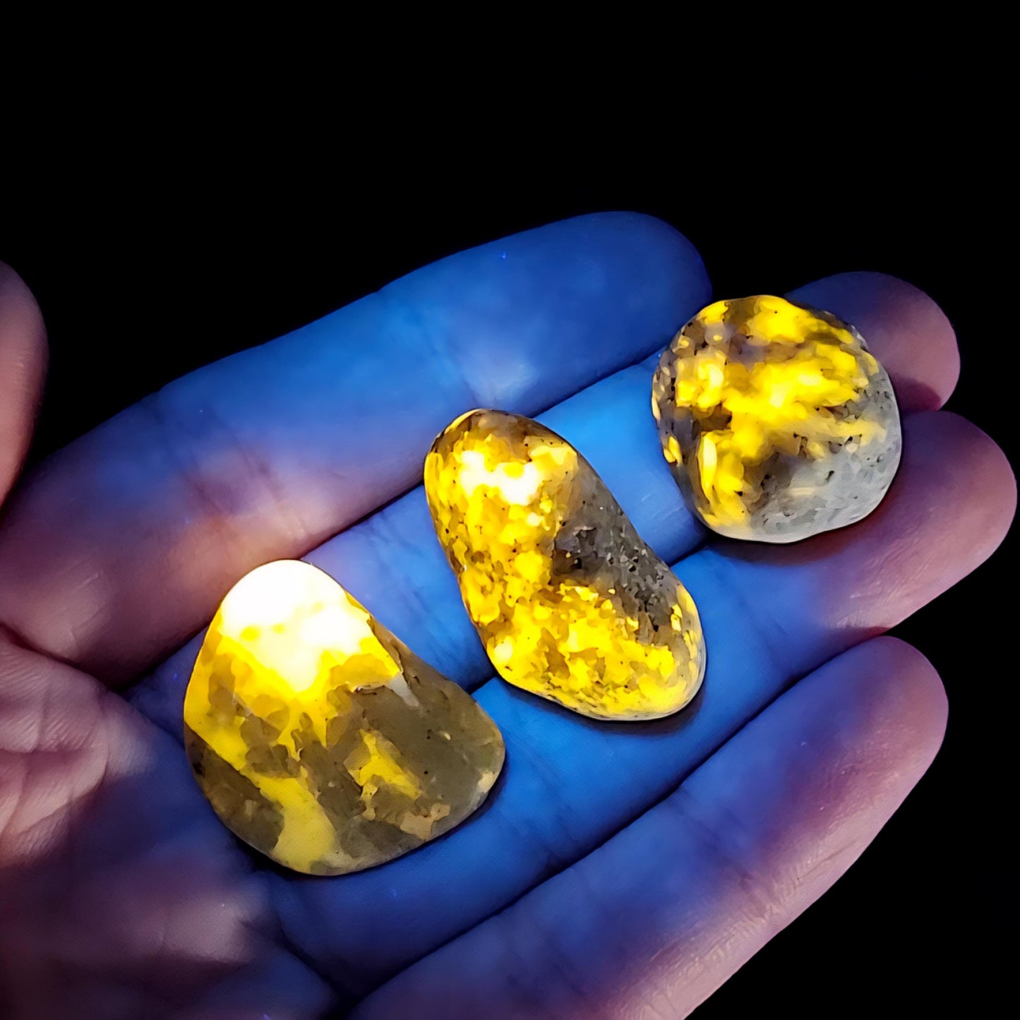 Scapolite Crystal, UV Reactive Stone