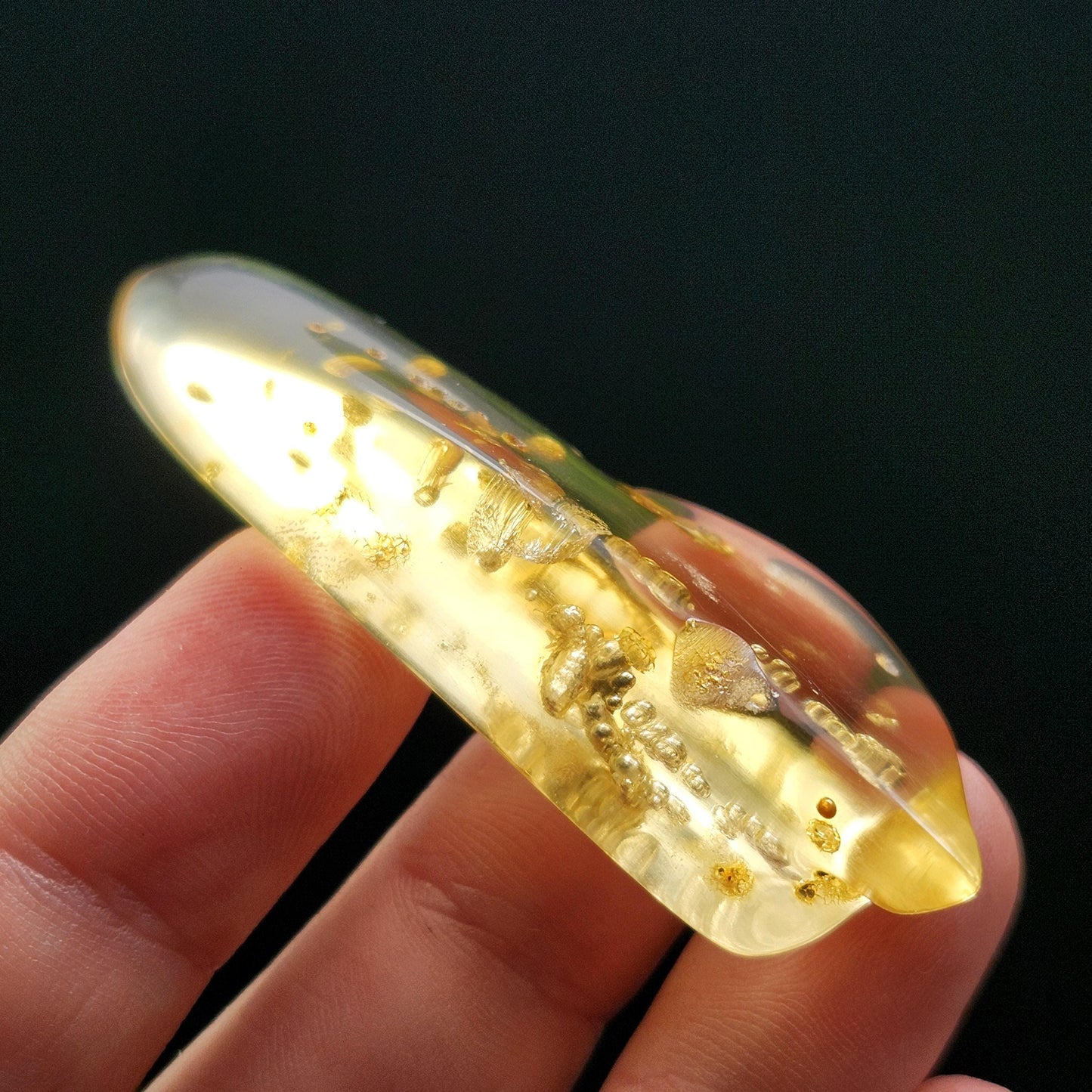 Amber with Bugs & Static ENHYDRO 30g, UV Reactive Natural Amber Fossil with Insect Inclusions