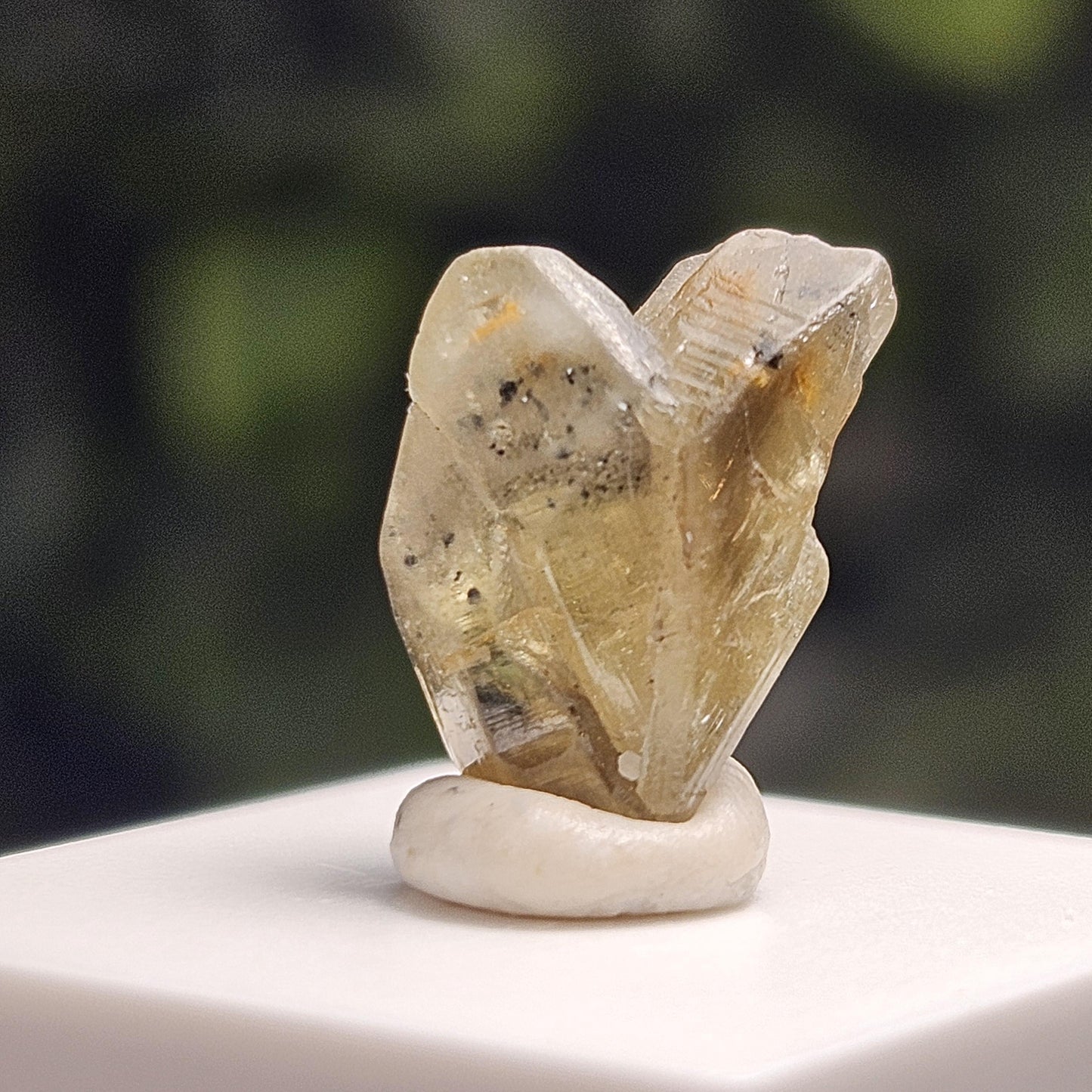 Twinned Chrysoberyl Crystal 6.09ct, RARE Yellow Twin Chrysoberyl Gemstone