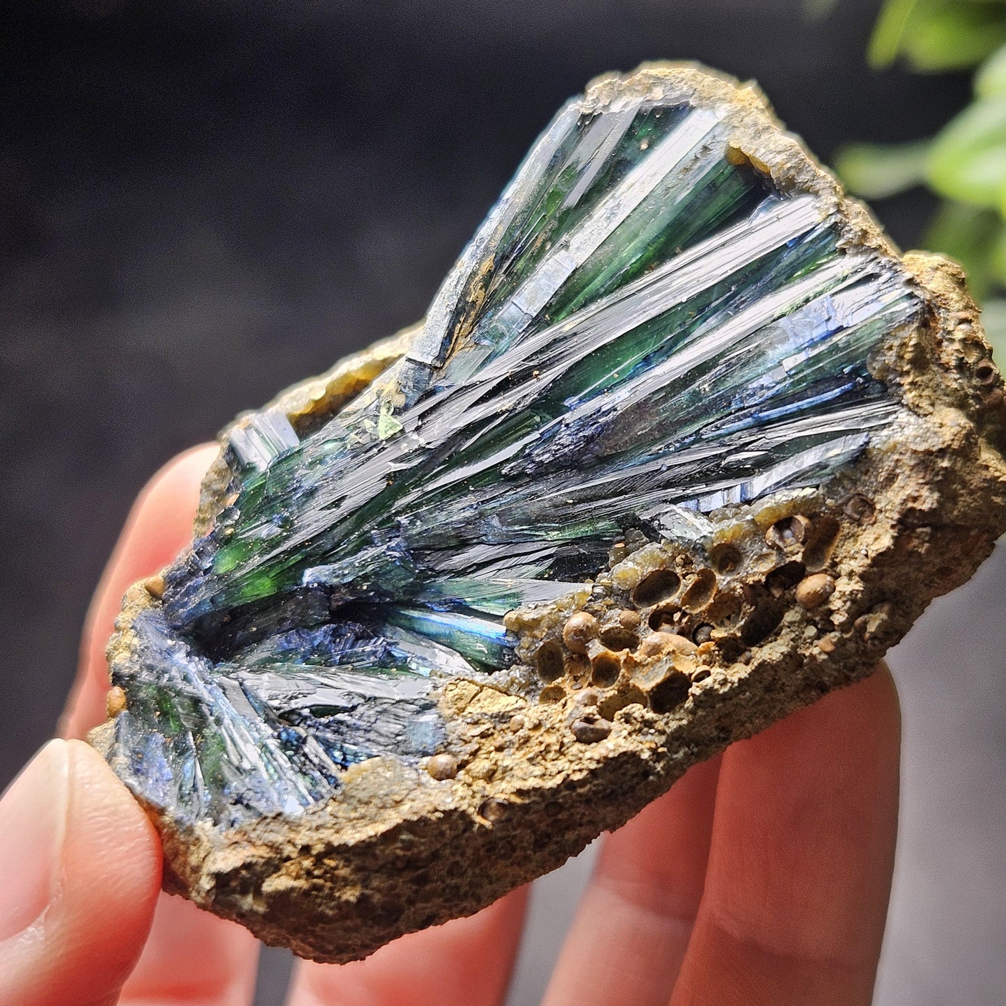 Vivianite Crystal Cluster 135.93g, Vivianite Specimen, Raw Blue