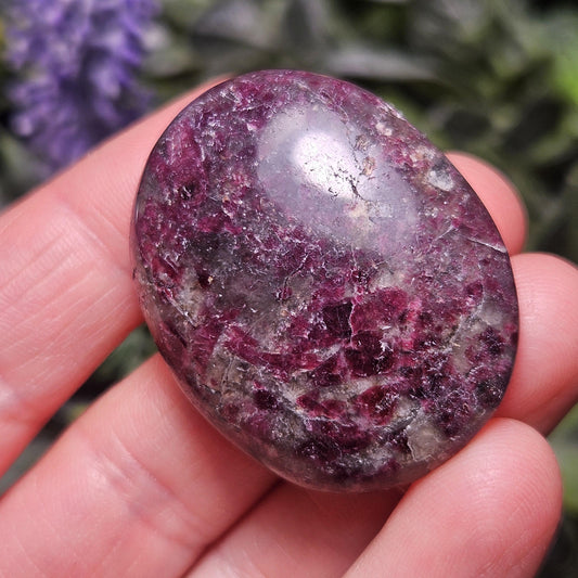 Red Tourmaline Crystal in Quartz (1.25"+), Rubellite Palm Stone