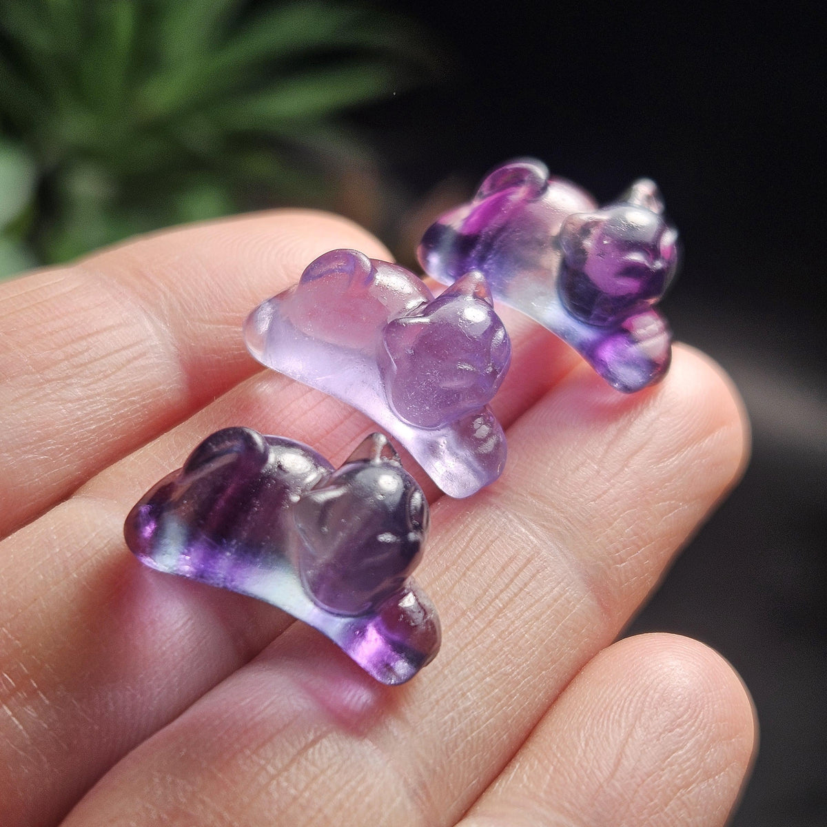 Mini Crystal Cat Carving