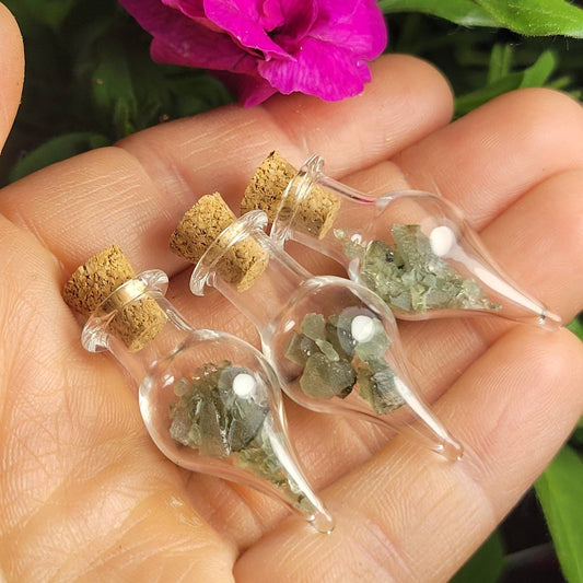 MOLDAVITE Chips