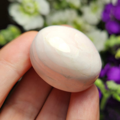 UV Reactive Calcite