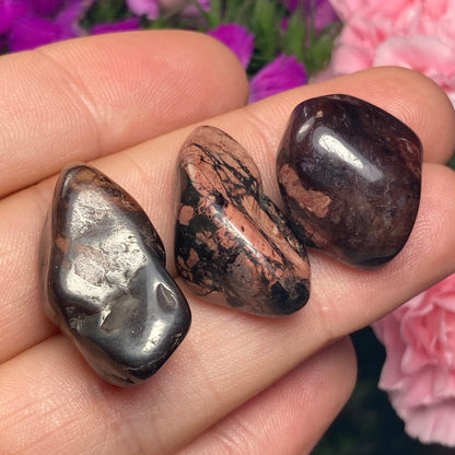 Bustamite & Sugilite Crystal