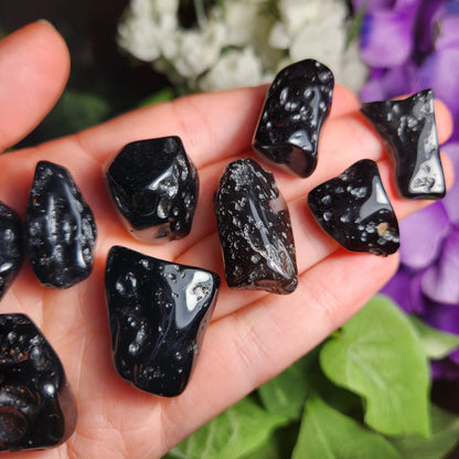Tibetan Tektite