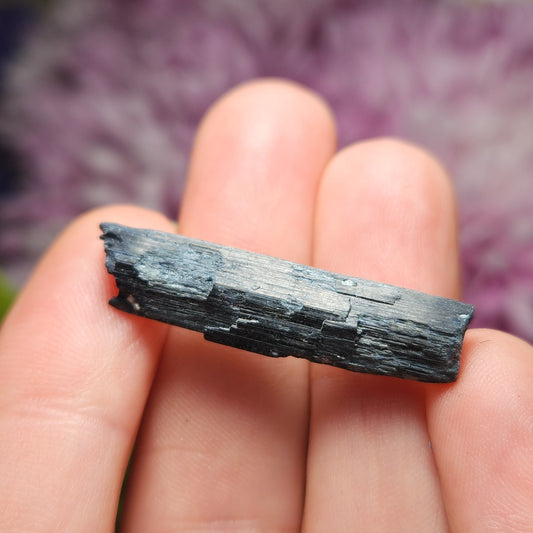 Raw Arfvedsonite Crystal