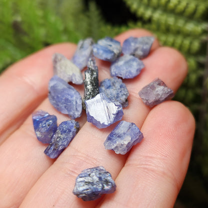Raw Tanzanite Crystal, Natural Purple Tanzanite Specimen
