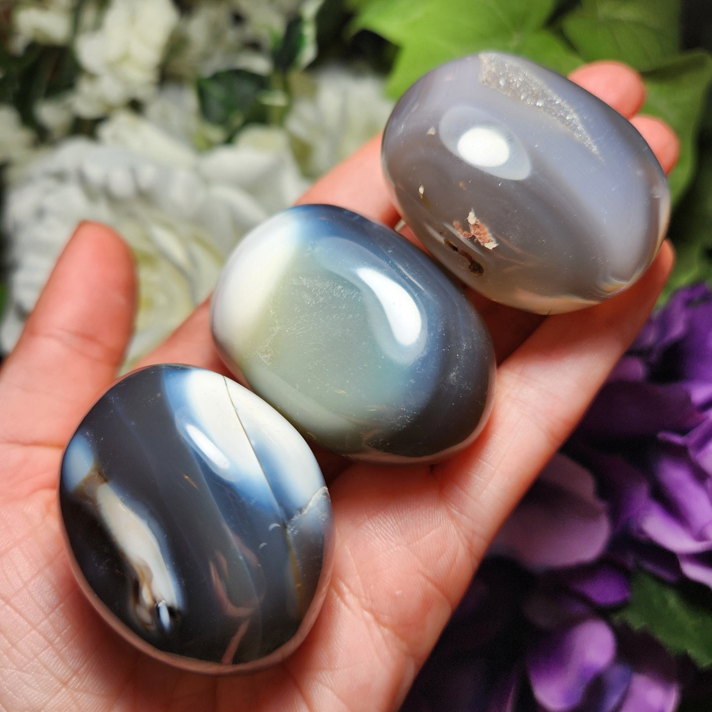Orca Agate Palm Stone