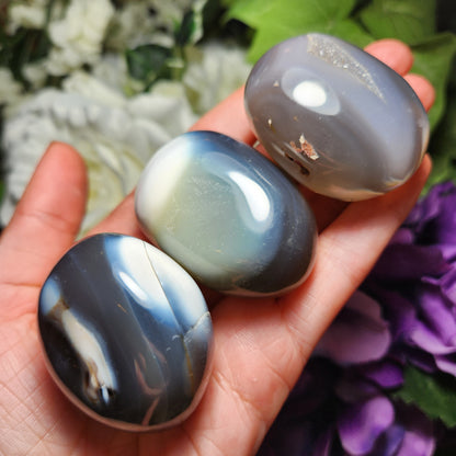 Orca Agate Palm Stone