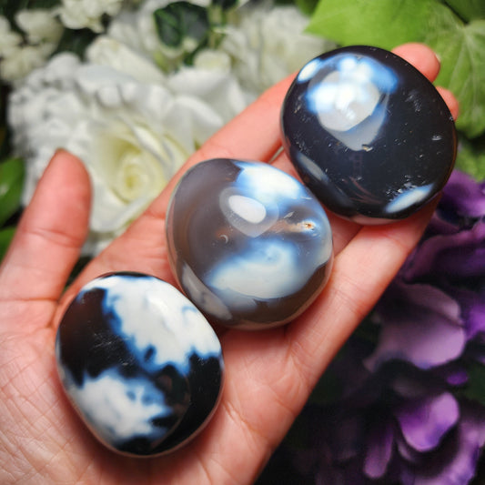 Orca Agate Palm Stone