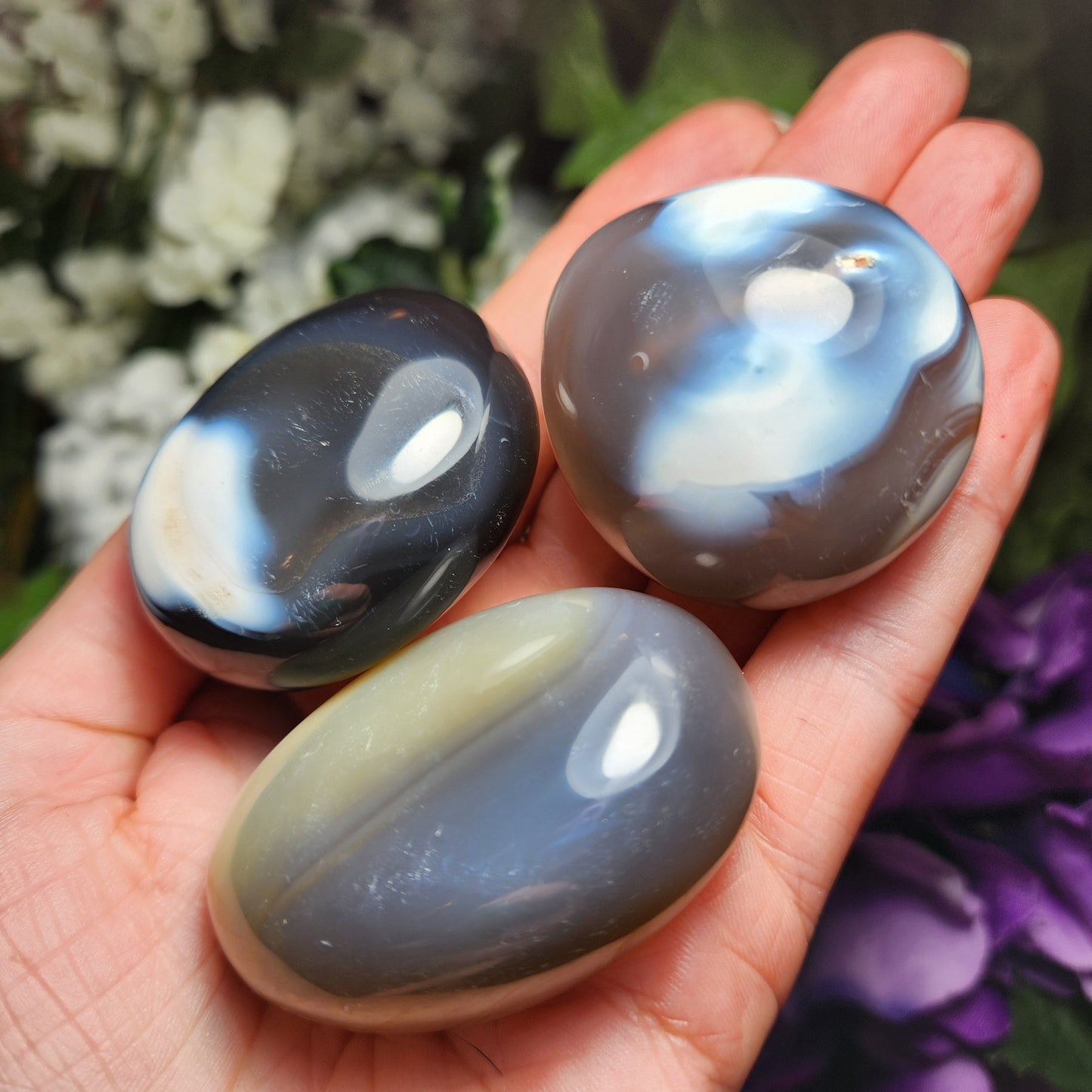 Orca Agate Palm Stone
