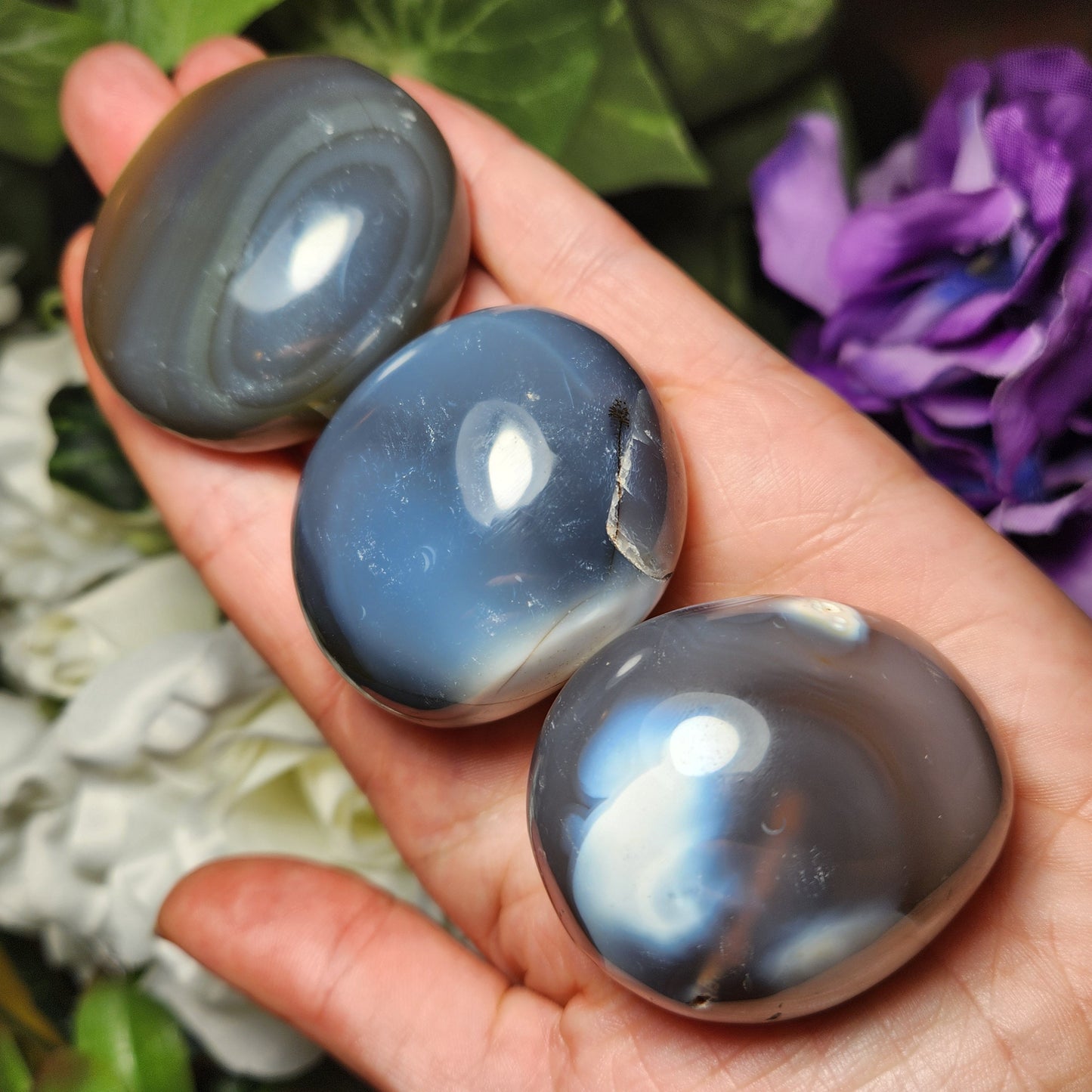 Orca Agate Palm Stone