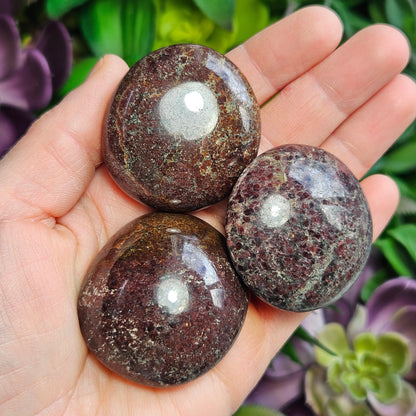 Garnet Palm Stone