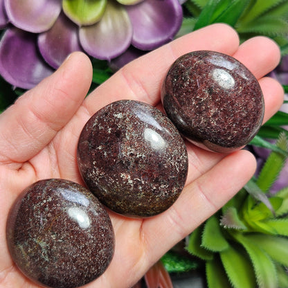 Garnet Palm Stone