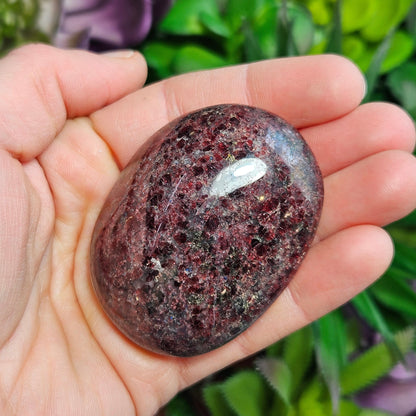 Garnet Palm Stone