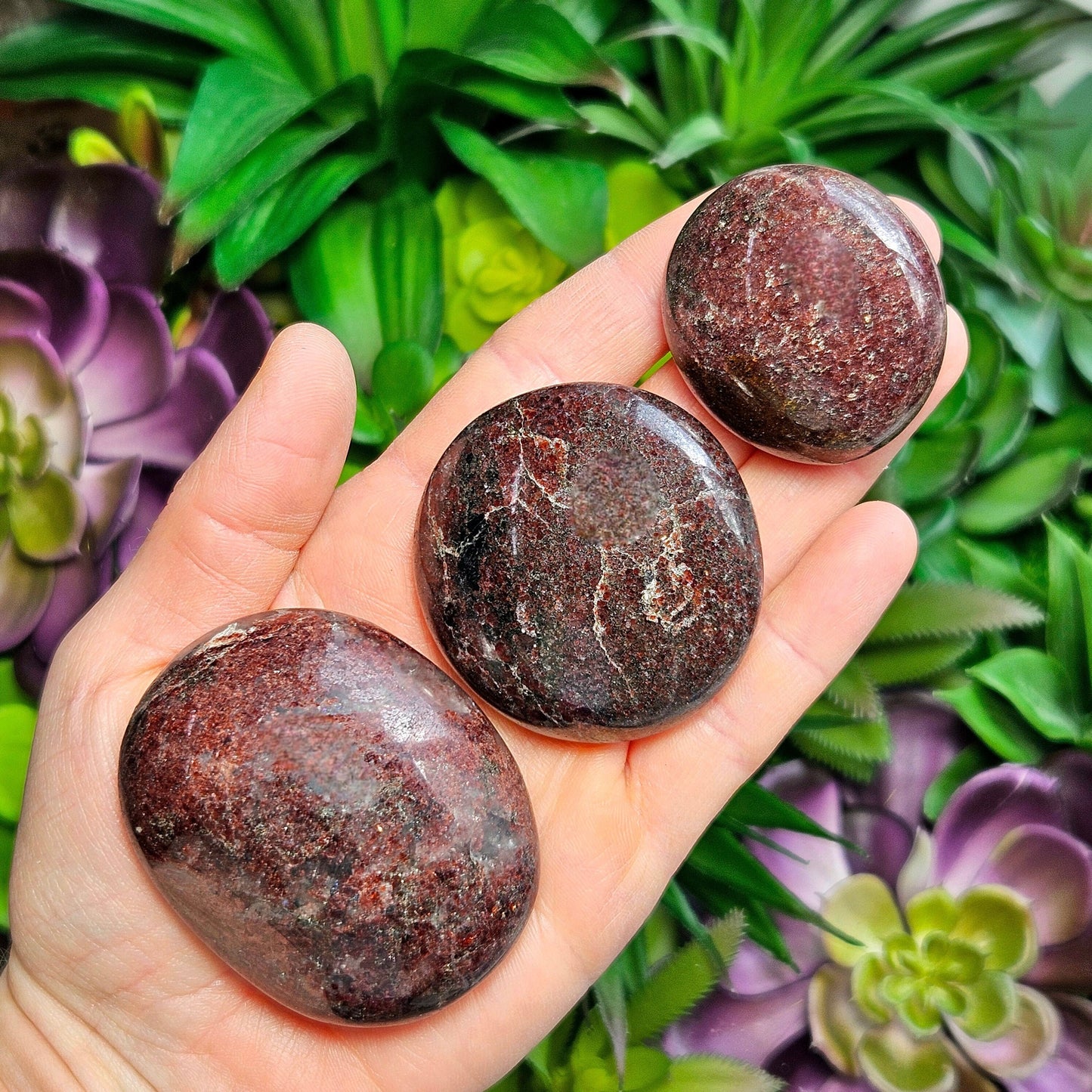 Garnet Palm Stone