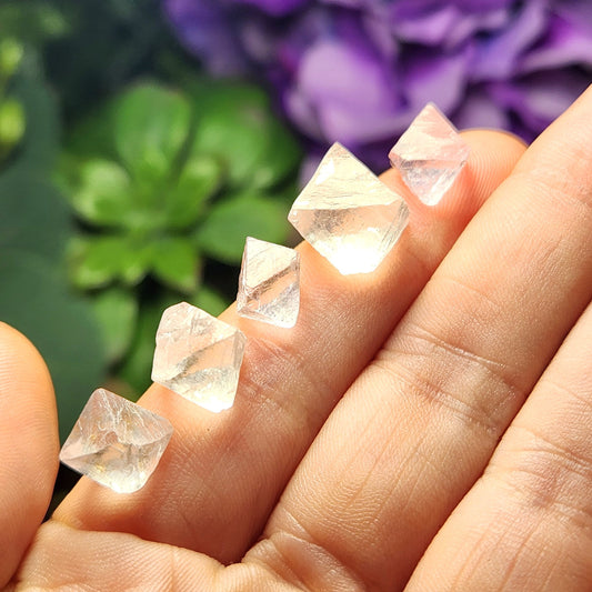 Yttrium CLEAR Fluorite
