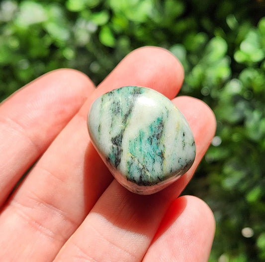 Emerald Fuchsite in Quartz