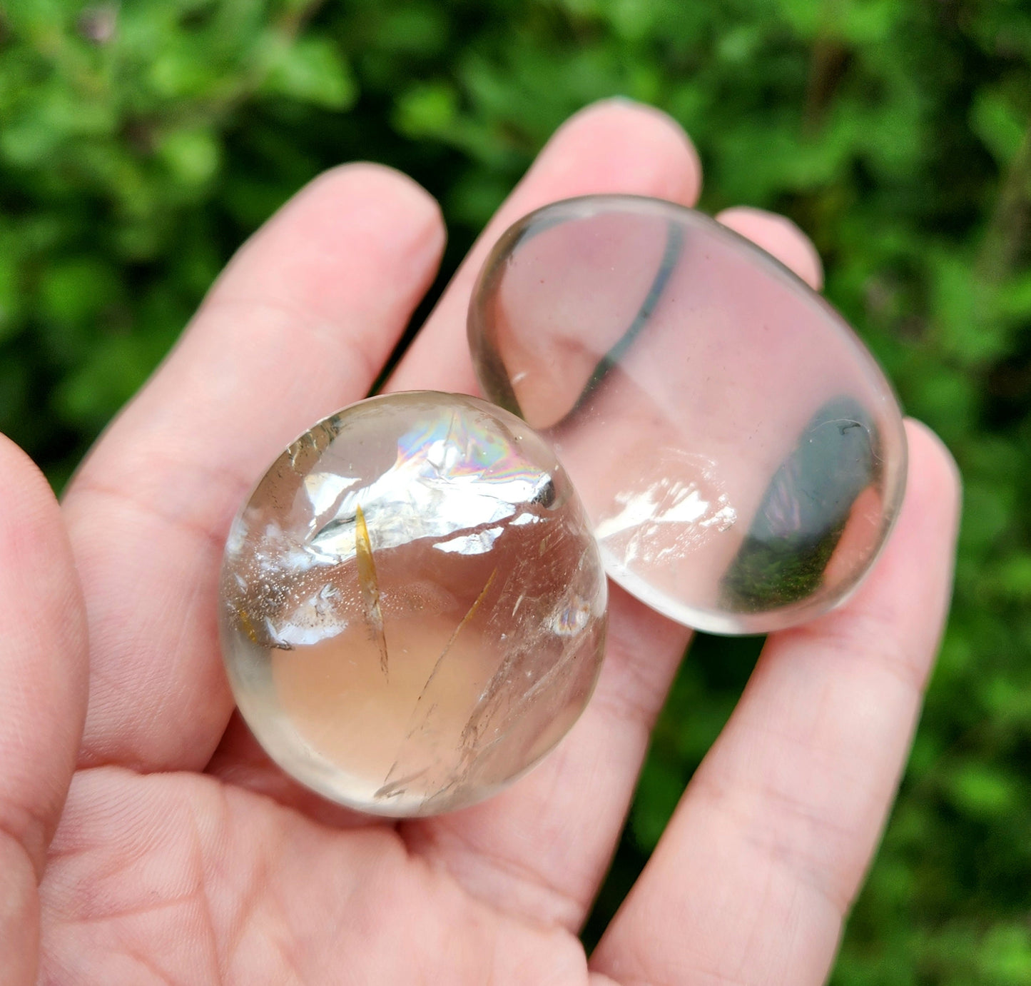 Quartz Palm Stone