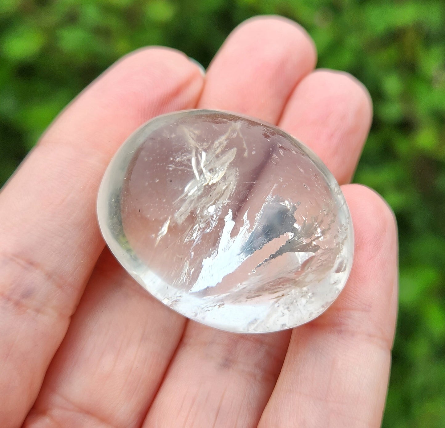 Quartz Palm Stone
