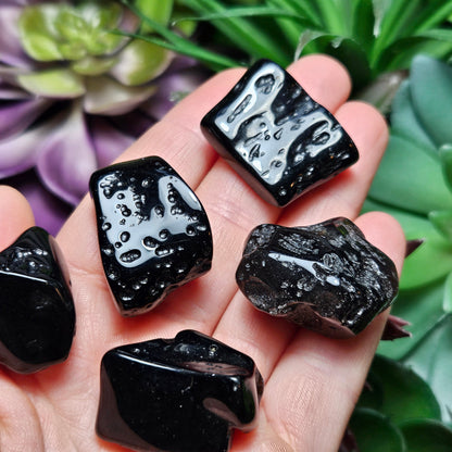 Tibetan Tektite