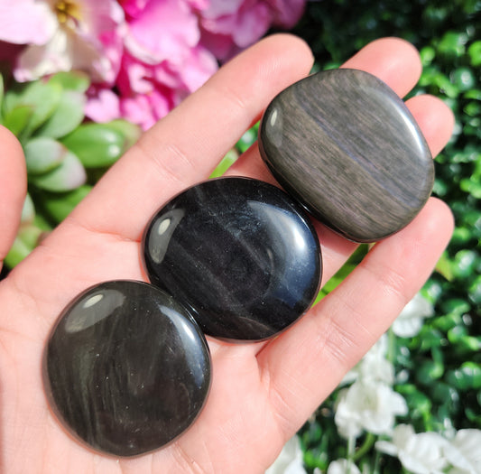 Obsidian Palm Stone