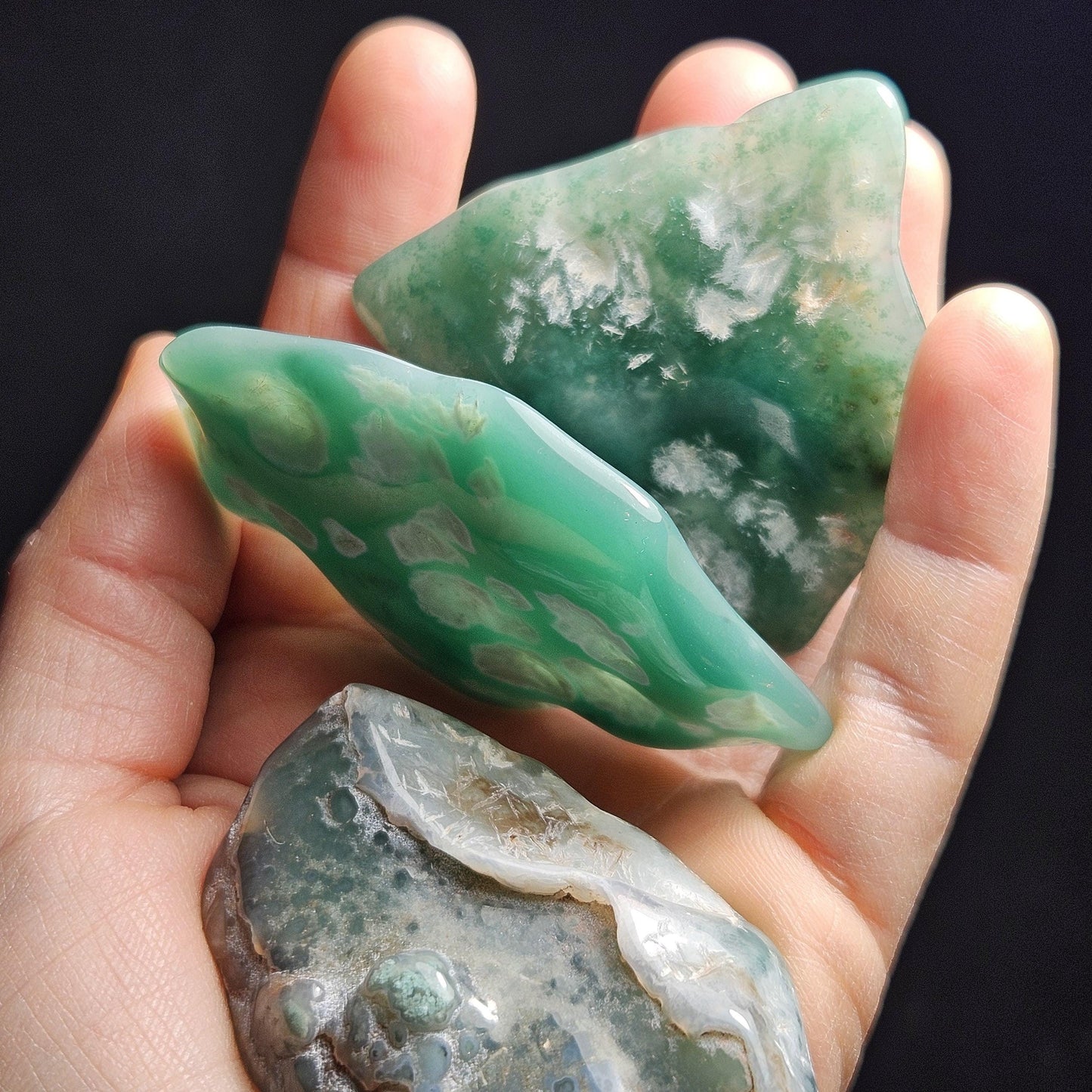 Chrome Chalcedony Polished Slice