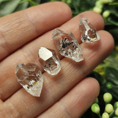 Carbon & Petroleum Enhydro Quartz