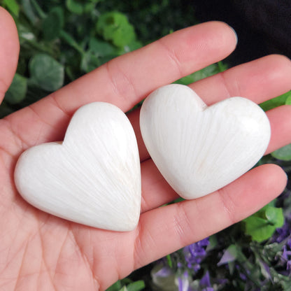 Scolecite Heart