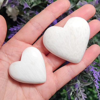 Scolecite Heart