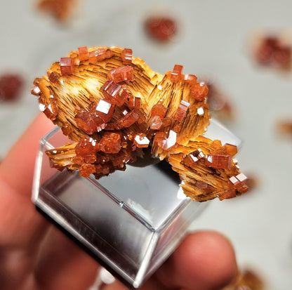 Vanadinite Cluster AAA