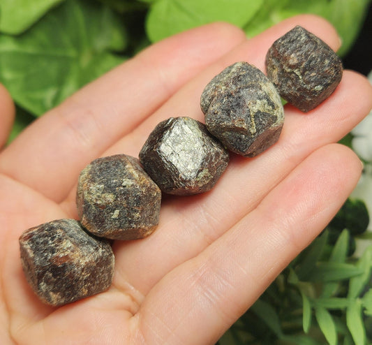 Raw Garnet