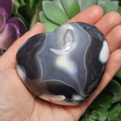 Orca Agate Heart Carving, Polished Agate Crystal Heart