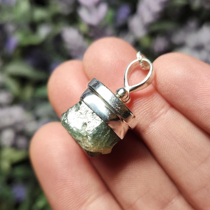 Grandidierite Pendant