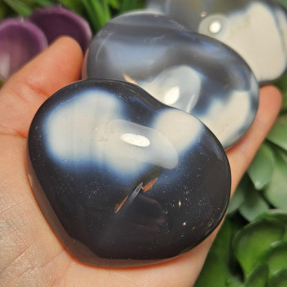 Orca Agate Heart Carving, Polished Agate Crystal Heart