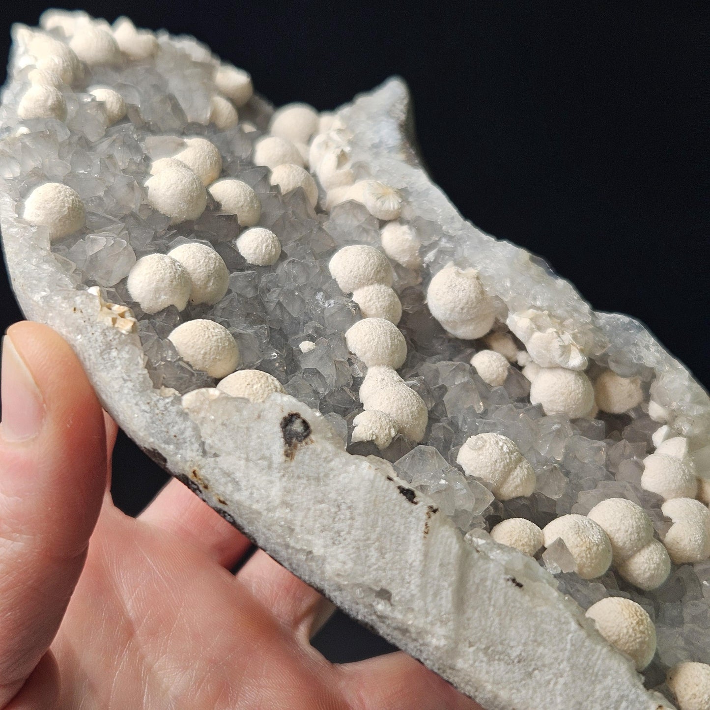 Mordenite Crystals on Quartz