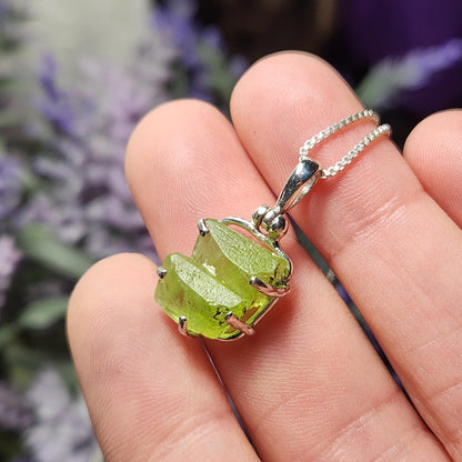 TWIN FLAME Peridot Pendant