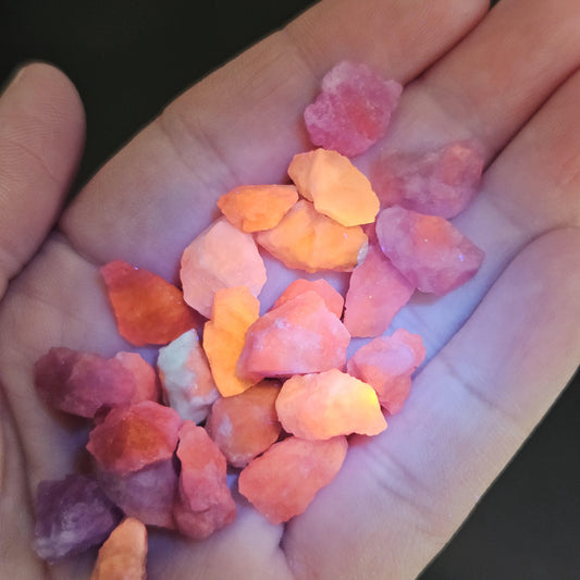 AA Ultraviolet Hackmanite Crystals