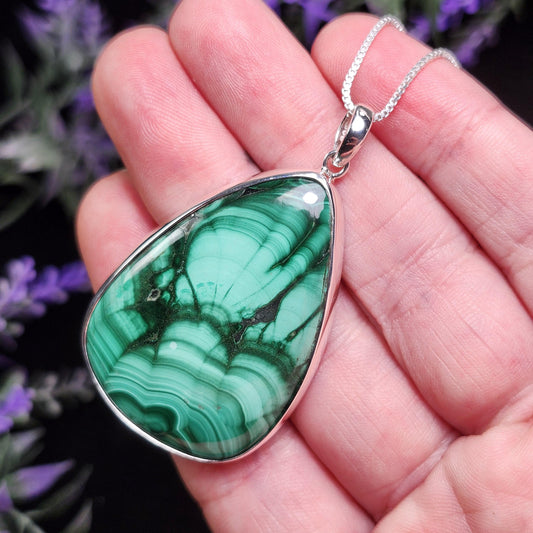 Malachite Pendant / Malachite Necklace / Malachite Jewelry / Malachite Crystal / Natural Malachite Necklace / Polished Malachite / Malachite