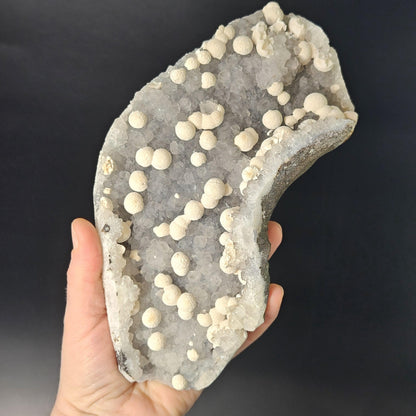 Mordenite Crystals on Quartz