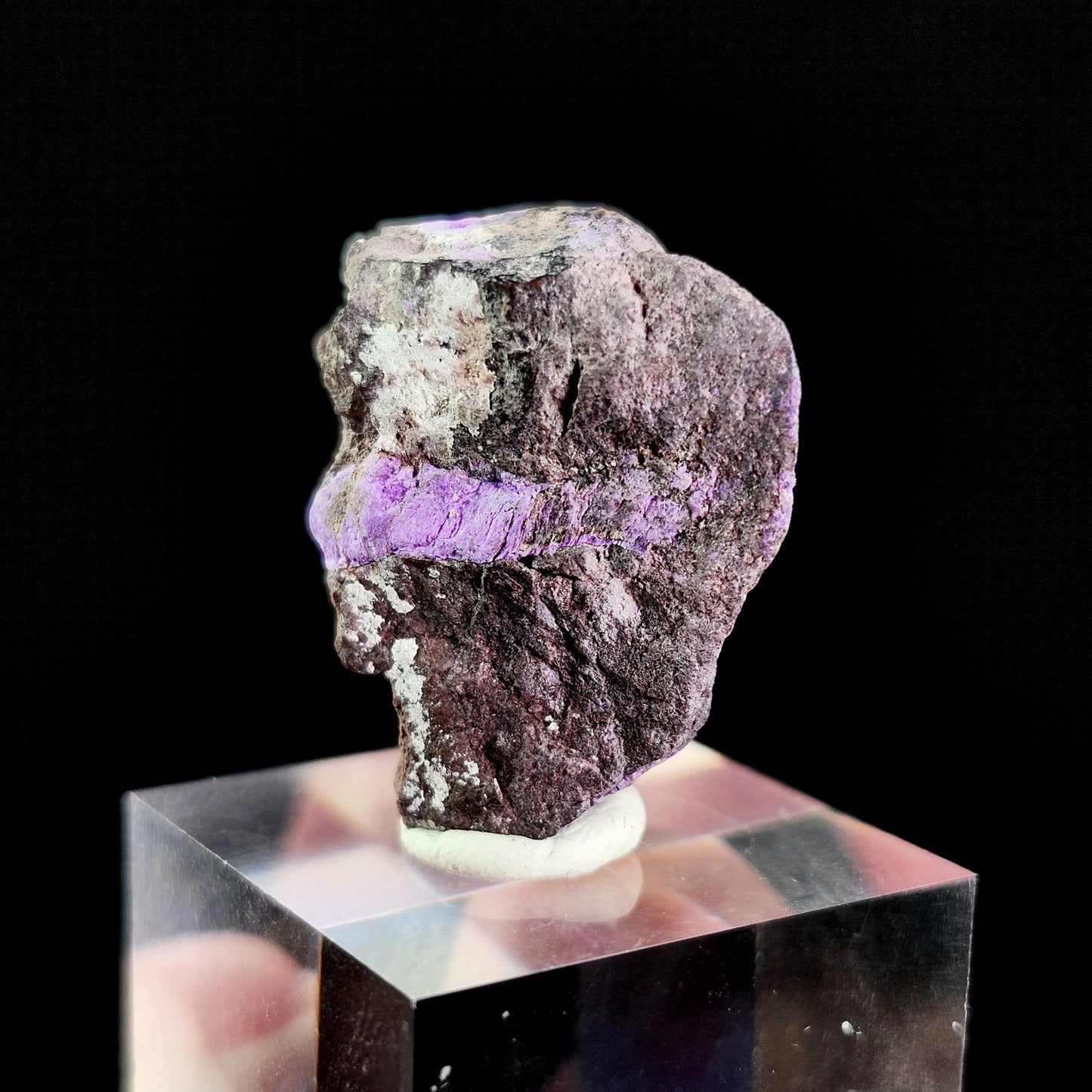 Raw Fibrous Sugilite Specimen 8.11g, Sugilite Crystal from South Africa