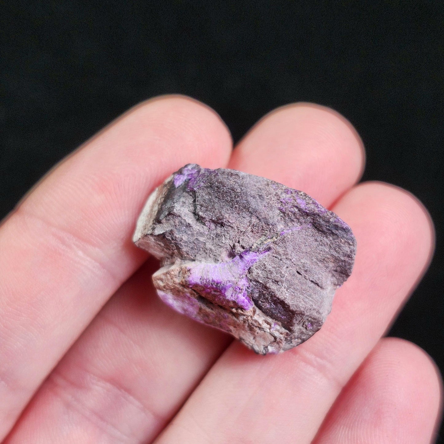 Raw Fibrous Sugilite Specimen 8.11g, Sugilite Crystal from South Africa