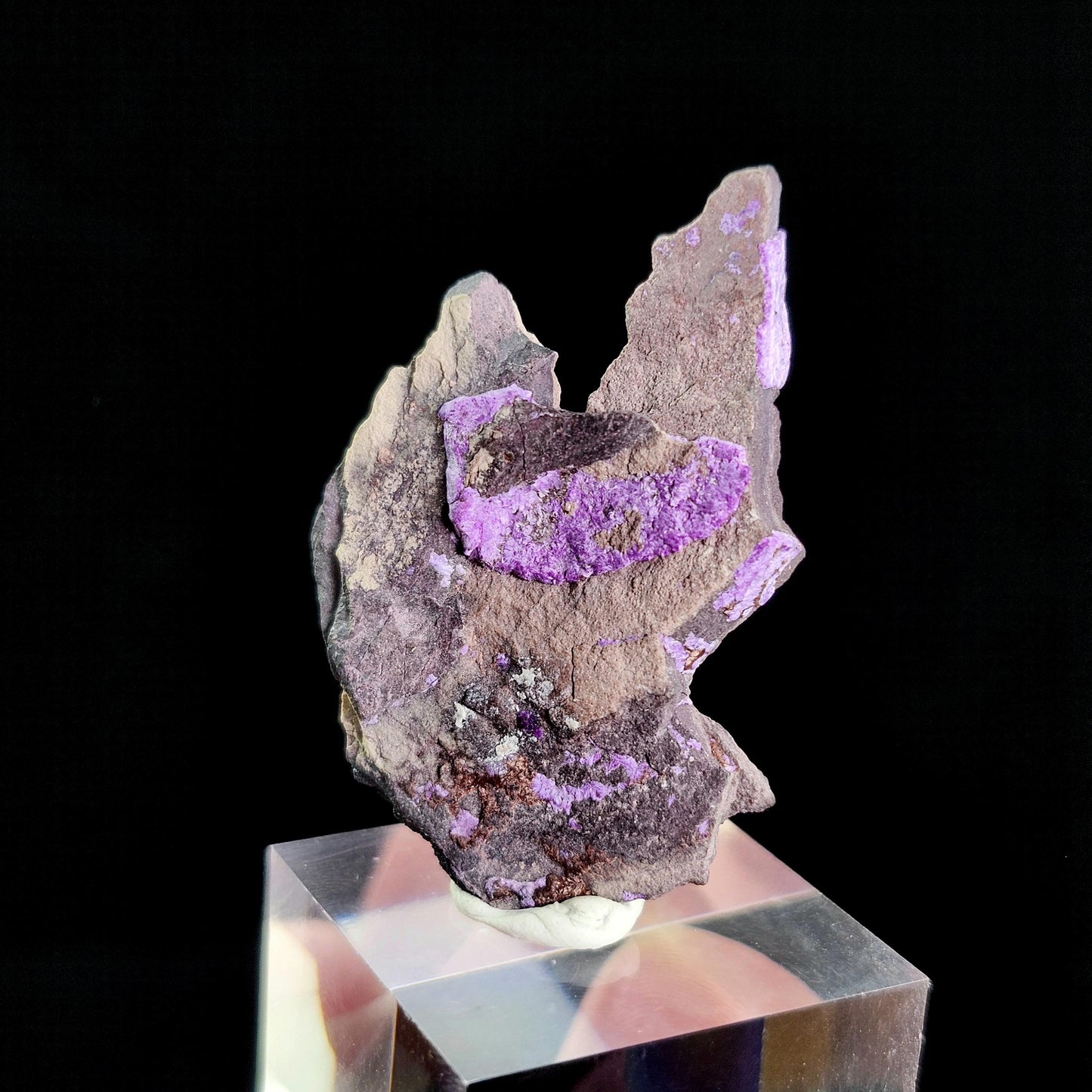 Fibrous Sugilite Crystal Specimen 5.97g, Raw Purple Sugilite Crystal from South Africa