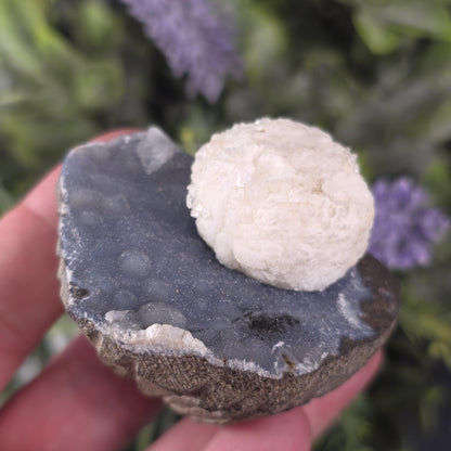 Mordenite Crystals on Quartz