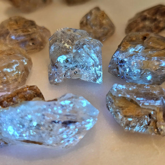 Enhydro Petroleum Quartz